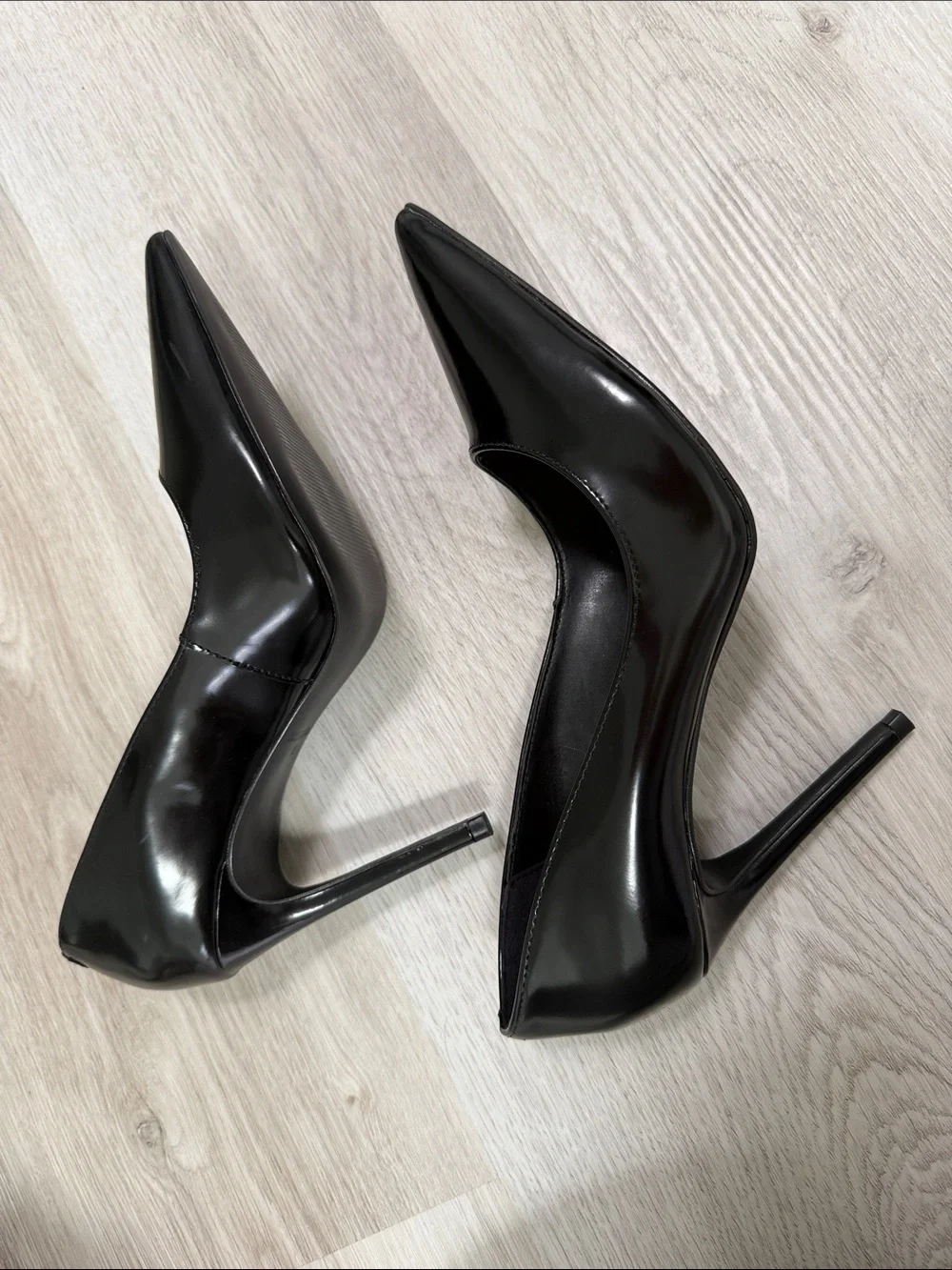 Steve Madden Noir Black Leather Pointed Toe Pumps size 8